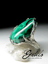 Ring with malachite in silver