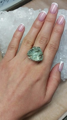 Ring with aquamarine in silver