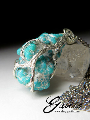 Silver pendant with Arizona turquoise