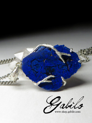 Pendant with a slice of azurite in silver