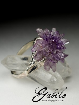 Silver ring with amethyst flower