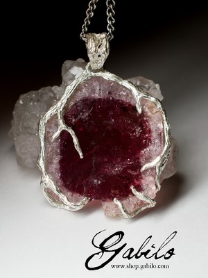 Pendant with two-color tourmaline slice