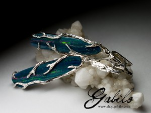 Silver earrings with doublet opal