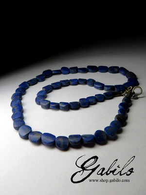 Beads made of lapis lazuli