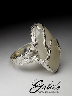 Silver ring with white jade