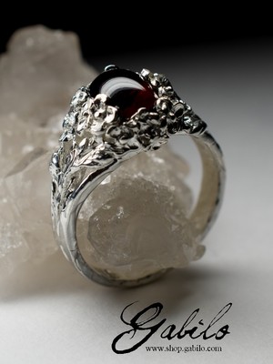 Silver Ring with Pomegranate Almadin