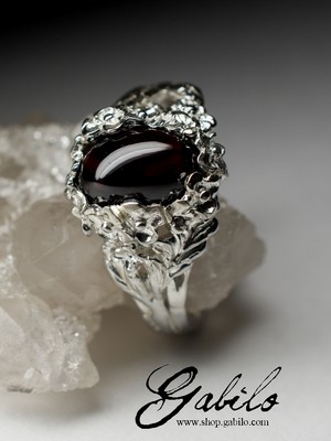 Silver Ring with Pomegranate Almadin