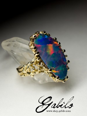 Doublet Opal Gold Ring
