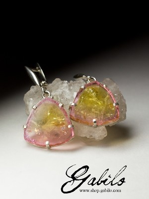 Earrings with tourmaline slices