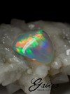 The large Ethiopian opal is 9.75 carats