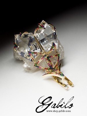 Earrings with rock crystal in gold and sapphires