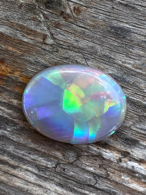 Australian opal oval 6.53 ct
