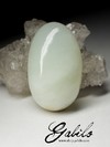 White jade stone 70.5 carat