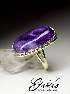 Ring with Charoite Gold