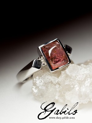 Ring with tourmaline