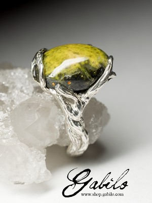 Ring with a landscape jasper in silver