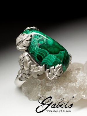 Ring with the Ural malachite in silver
