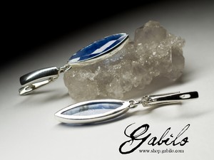 Earrings with kyanite in silver