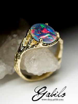 Triplet Opal and Diamonds Gold Ring