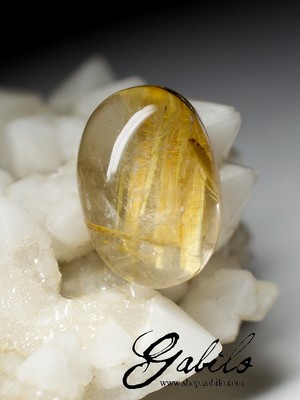 Rutilated quartz cabochon 10.65 carats