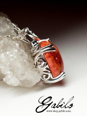 Silver pendant with coral