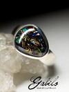 Silver ring with opal shake