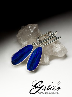 Silver earrings with black doublet opal