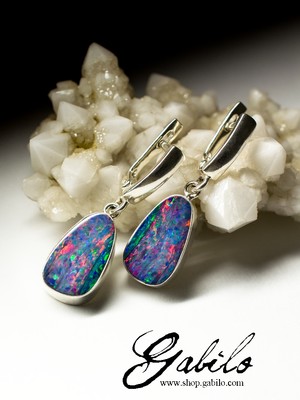 Silver earrings with opal doublet