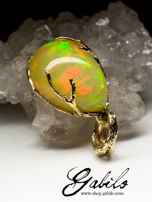 Ethiopian opal gold pendant 