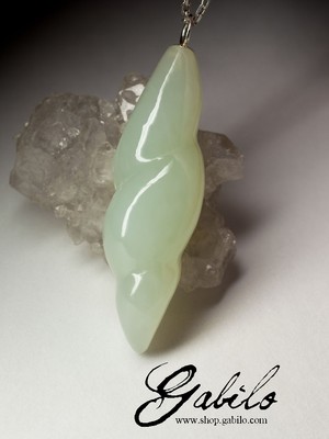 Large pendant with white jade