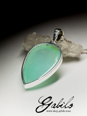 Large pendant with chrysoprase in silver