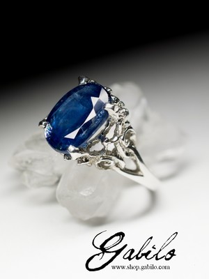 Silver ring with kyanite