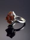 Ring with quartz
