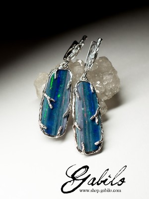 Earrings with opal doublet in silver