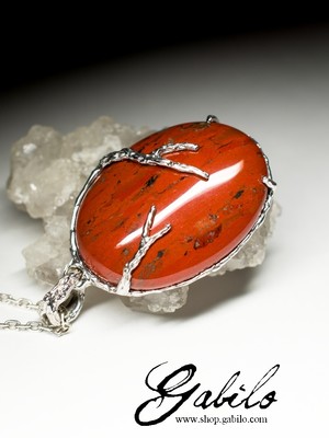 Silver pendant with red jasper