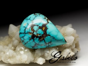 Cabochon Iranian turquoise 42.5 carats